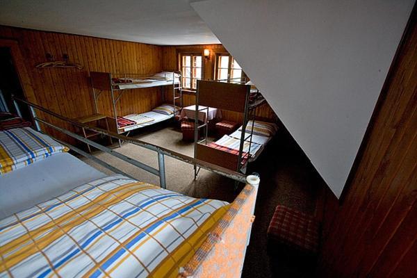 Schronisko Pttk Samotnia Hostel Karpacz Bilik gambar